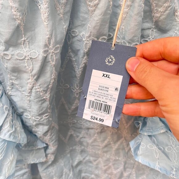 New Universal Threads Ruffled Sleeveless Blouse- Size XXL - Picture 2 of 4